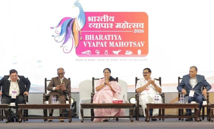 दिल्ली : सीएम रेखा गुप्ता ने भारत मंडपम में आयोजित 'भारतीय व्यापार महोत्सव 2026' में हिस्सा लिया