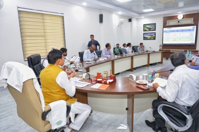 भोपाल : सीएम यादव ने खेल एवं युवा कल्याण विभाग की योजनाओं, मैदानी गतिविधियों तथा खेल अधोसंरचना से संबंधित कार्यों की समीक्षा की