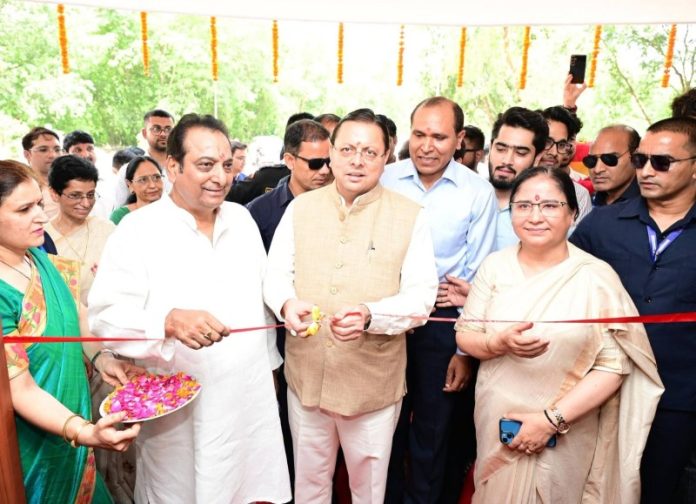 सीएम धामी ने दून यूनिवर्सिटी में नवनिर्मित केन्द्रीय पुस्तकालय भवन एवं स्कूल ऑफ बायोलोजिकल साइंस प्रयोगशाला भवन का लोकार्पण किया