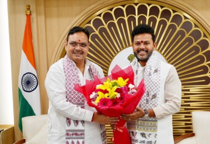 नई दिल्ली : राजस्थान के मुख्यमंत्री भजनलाल शर्मा ने केंद्रीय नागरिक उड्डयन मंत्री राम मोहन नायडू से मुलाकात की नई दिल्ली : राजस्थान के मुख्यमंत्री भजनलाल शर्मा ने केंद्रीय नागरिक उड्डयन मंत्री राम मोहन नायडू से मुलाकात की