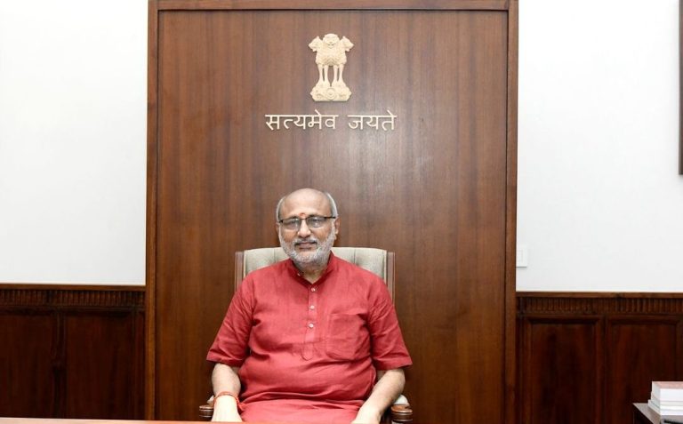 तिरुवनंतपुरम: उपराष्ट्रपति सी. पी. राधाकृष्णन आज केरलम के दो दिवसीय दौरे पर