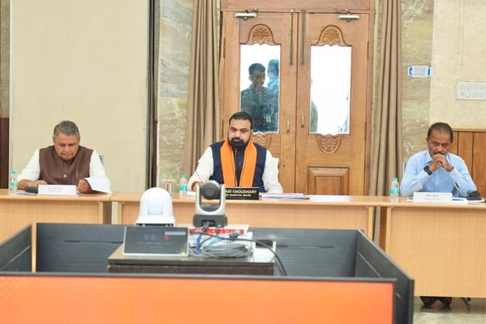 बिहार : सीएम सम्राट चौधरी की अध्यक्षता में ‘सेवा संकल्प अभियान’ तथा ‘सेवा संकल्प एवं कायाकल्प अभियान’ की तैयारियों की समीक्षा की गई बिहार : सीएम सम्राट चौधरी की अध्यक्षता में ‘सेवा संकल्प अभियान’ तथा ‘सेवा संकल्प एवं कायाकल्प अभियान’ की तैयारियों की समीक्षा की गई