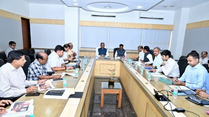 छत्तीसगढ़ : सीएम विष्णुदेव साय ने परिवहन विभाग के कामकाज की समीक्षा बैठक ली