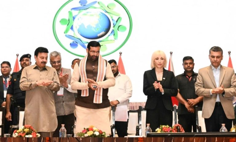 सीएम सैनी गुरुग्राम में आयोजित ‘हरियाणा-यूके सीईटीए : ट्रेड ब्रिज-अनलॉकिंग ग्लोबल ऑपर्च्युनिटीज फॉर हरियाणा’ कार्यक्रम में हुए शामिल