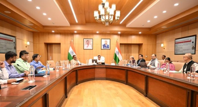 असम : सीएम डॉ. हिमंत बिस्वा सरमा ने लोक सेवा भवन में 'असम कैंसर केयर फाउंडेशन' की बोर्ड बैठक की अध्यक्षता की