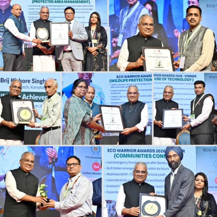 नई दिल्ली : केंद्रीय मंत्री भूपेंद्र यादव ने चौथे 'इको वॉरियर अवार्ड्स 2026' में भारत के पर्यावरण चैंपियनों को सम्मानित किया