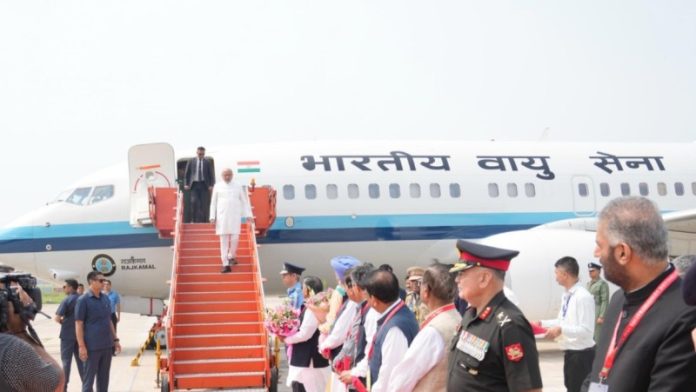 उपराष्ट्रपति सीपी राधाकृष्ण एक दिवसीय दौरे पर चंडीगढ़ पहुंचे, शहीद भगत सिंह इंटरनेशनल एयरपोर्ट पर हुआ स्वागत उपराष्ट्रपति सीपी राधाकृष्ण एक दिवसीय दौरे पर चंडीगढ़ पहुंचे, शहीद भगत सिंह इंटरनेशनल एयरपोर्ट पर हुआ स्वागत