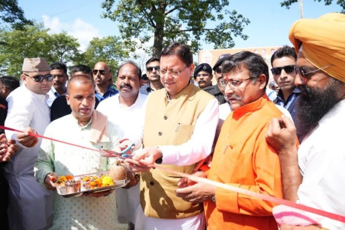 खटीमा : सीएम धामी ने हल्दीघेरा में 7.23 करोड़ रुपए की लागत से नवनिर्मित गौशाला का लोकार्पण किया