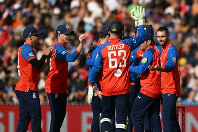 ENG vs SL टी-20 सीरीज : इंग्लैंड ने 3-0 से जीती सीरीज, तीसरे टी-20 मैच में श्रीलंका को 8 विकेट से हराया