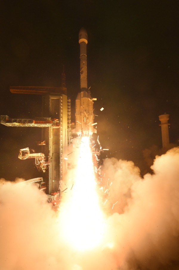 इसरो ने आंध्र प्रदेश के श्रीहरिकोटा से GSLV-F17 रॉकेट के माध्यम से पृथ्वी अवलोकन उपग्रह ईओएस-05 का सफल प्रक्षेपण किया इसरो ने आंध्र प्रदेश के श्रीहरिकोटा से GSLV-F17 रॉकेट के माध्यम से पृथ्वी अवलोकन उपग्रह ईओएस-05 का सफल प्रक्षेपण किया