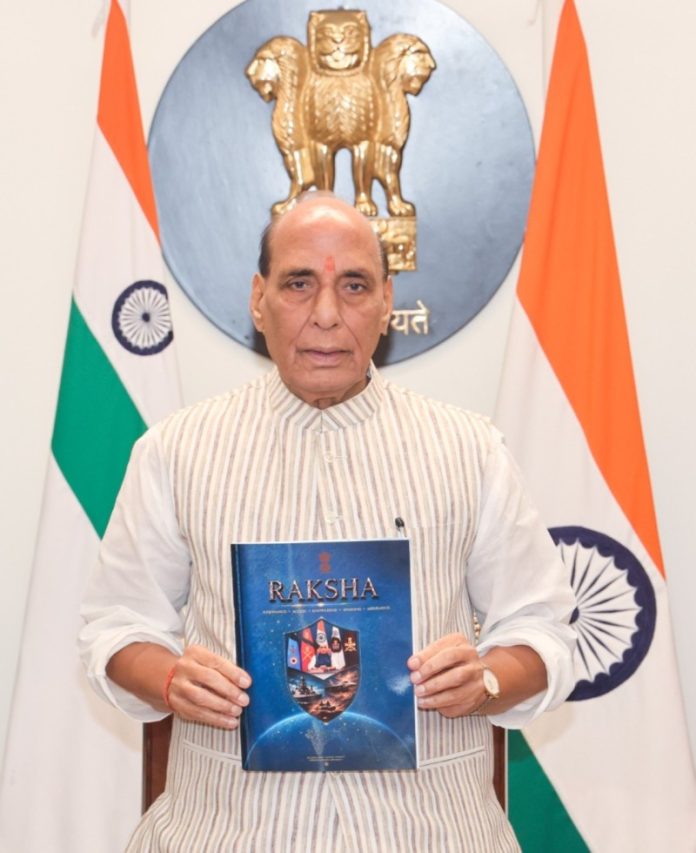 रक्षा मंत्री राजनाथ सिंह ने नई दिल्ली में रक्षा कूटनीति पर एक अहम 'रक्षा' दस्तावेज जारी किया