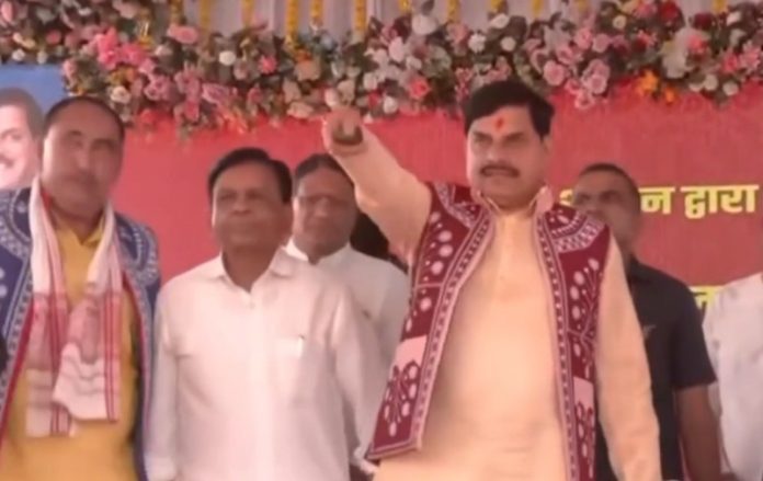 पुंजापुरा : सीएम यादव ने सामाजिक सुरक्षा पेंशन योजना के हितग्राहियों के खातों में ₹212.57 करोड़ की राशि अंतरित की पुंजापुरा : सीएम यादव ने सामाजिक सुरक्षा पेंशन योजना के हितग्राहियों के खातों में ₹212.57 करोड़ की राशि अंतरित की
