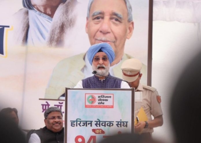 दिल्ली : उपराज्यपाल तरनजीत सिंह संधू ने गांधी आश्रम के हरिजन सेवक संघ में सद्भावना सम्मेलन को संबोधित किया
