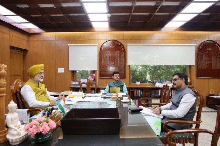 दिल्ली : उपराज्यपाल संधू ने डीडीए के उपाध्यक्ष से की मुलाकात, छात्रों के लिए वैकल्पिक आवास के विकल्पों पर चर्चा की