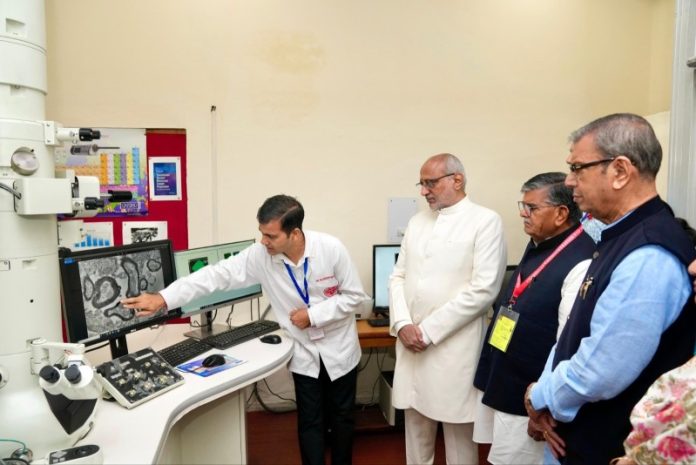 उपराष्ट्रपति सीपी राधाकृष्णन ने चंडीगढ़ स्थित पंजाब यूनिवर्सिटी का दौरा किया