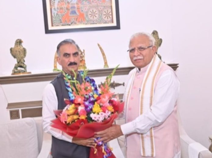 केंद्रीय मंत्री मनोहर लाल से हिमाचल प्रदेश के मुख्यमंत्री सुखविंदर सिंह सुक्खू ने मुलाकात की