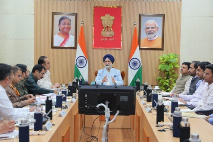 दिल्ली : उपराज्यपाल तरनजीत सिंह संधू ने 'टीबी मुक्त भारत अभियान' की प्रगति की समीक्षा की