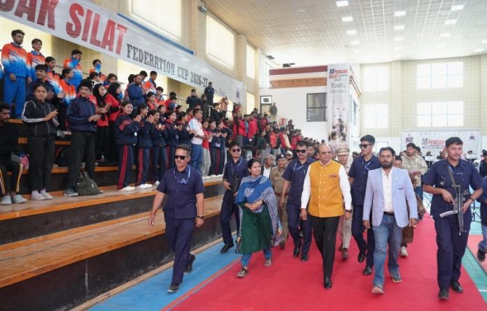 लद्दाख : उपराज्यपाल विनय कुमार सक्सेना लेह में 10वें पेनचक सिलाट फेडरेशन कप 2026 के उद्घाटन समारोह में हुए शामिल