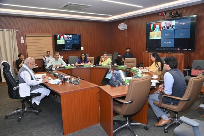केंद्रीय मंत्री मनोहर लाल ने 'स्वच्छता ही सेवा 2026' अभियान की तैयारियों की समीक्षा के लिए वर्चुअल बैठक की