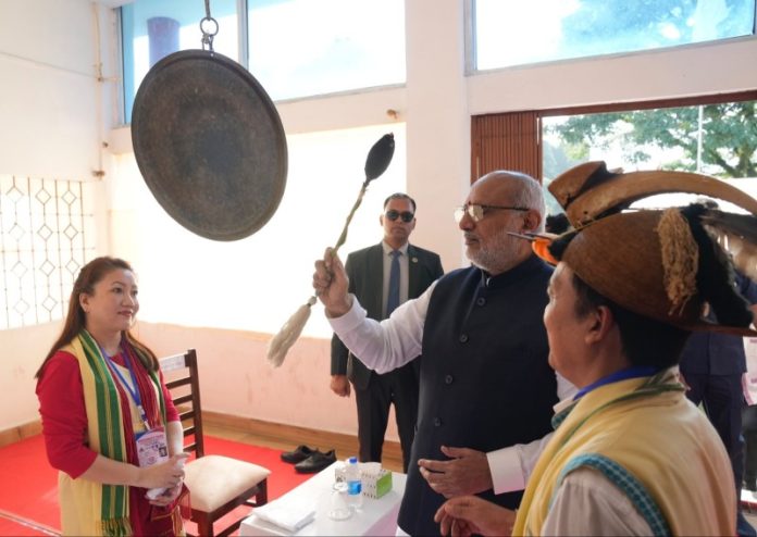 अरुणाचल प्रदेश : उपराष्ट्रपति सीपी राधाकृष्णन ने ईटानगर में 'न्येदार नामलो' का दौरा किया अरुणाचल प्रदेश : उपराष्ट्रपति सीपी राधाकृष्णन ने ईटानगर में 'न्येदार नामलो' का दौरा किया