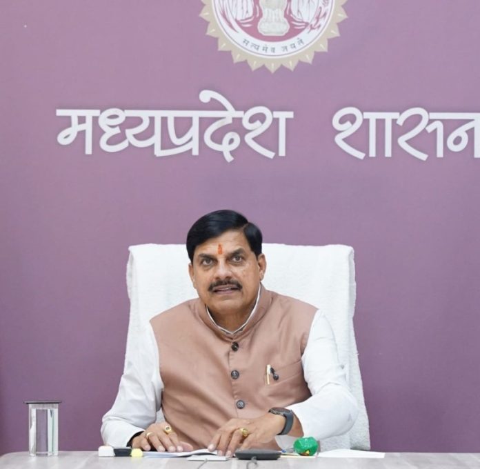 भोपाल : सीएम यादव ने वीडियो कॉन्फ्रेंस के माध्यम से सिंगरौली में आयोजित ‘बलराम कृषि महोत्सव’ में सहभागिता की