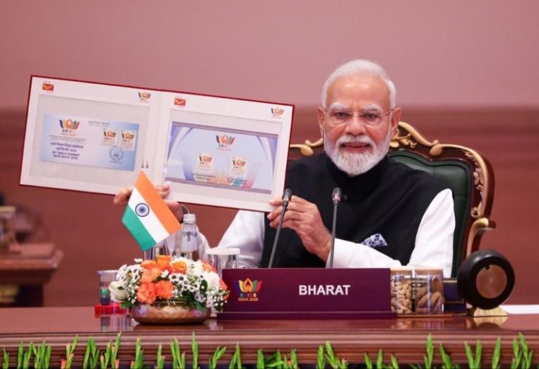 ब्रिक्स के 2 दशक पूरे होने पर भारत ने 18वें ब्रिक्स शिखर सम्मेलन के दौरान दो विशेष स्मारक डाक टिकट जारी किए