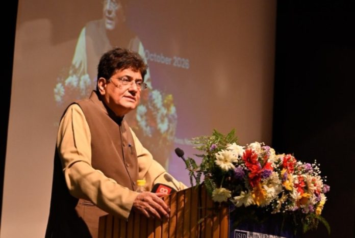 केंद्रीय मंत्री पीयूष गोयल ने आईएसआईडी और आईडीआरए द्वारा आयोजित भारत के औद्योगिक रूपांतरण पर चौथी राष्ट्रीय कांफ्रेंस को किया संबोधित केंद्रीय मंत्री पीयूष गोयल ने आईएसआईडी और आईडीआरए द्वारा आयोजित भारत के औद्योगिक रूपांतरण पर चौथी राष्ट्रीय कांफ्रेंस को किया संबोधित