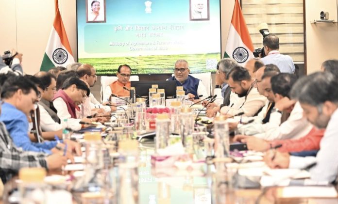 केंद्रीय मंत्री भूपेंद्र यादव ने केंद्रीय मंत्री शिवराज सिंह के साथ राज्यों के कृषि मंत्रियों और वरिष्ठ अधिकारियों से पराली प्रबंधन के विषय पर चर्चा की