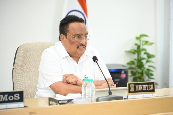 केंद्रीय जल शक्ति मंत्री सीआर पाटिल ने जल संसाधन, नदी विकास एवं गंगा संरक्षण विभाग के विभागाध्यक्षों के साथ समीक्षा बैठक की