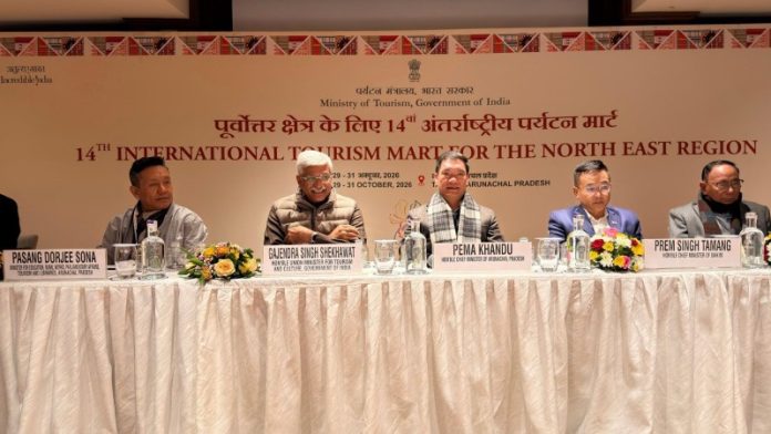 अरुणाचल प्रदेश : केंद्रीय मंत्री शेखावत ने तवांग में आयोजित 14वें 'इंटरनेशनल टूरिज्म मार्ट' में मीडिया को संबोधित किया