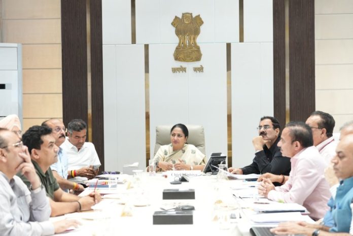 सीएम रेखा गुप्ता की अध्यक्षता में दिल्ली कैबिनेट ने 'दिल्ली औद्योगिक नीति 2026' को मंजूरी दी