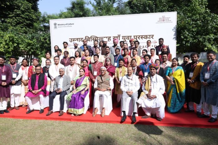 नई दिल्ली : केंद्रीय मंत्री शेखावत ने ‘उस्ताद बिस्मिल्लाह खान युवा पुरस्कार’ (वर्ष 2024 एवं 2025) समारोह में 106 युवा कलाकारों को किया सम्मानित