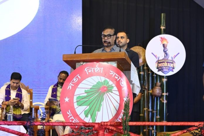 असम : सीएम सरमा ने तिनसुकिया के कचुजन में 'ऑल मोरन स्टूडेंट्स यूनियन' द्वारा आयोजित 'मोरन जनजातीय खेल महोत्सव' में भाग लिया