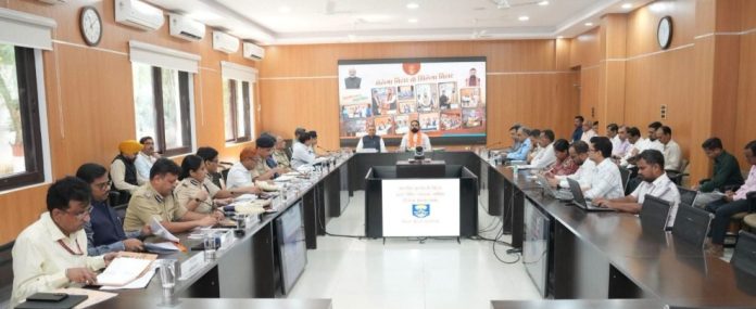 बिहार : सीएम सम्राट चौधरी ने विधि-व्यवस्था की समीक्षा बैठक में अधिकारियों को अपराध नियंत्रण एवं कानून का राज स्थापित करने हेतु सख्त निर्देश दिए