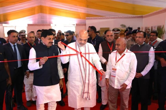 भोपाल : केंद्रीय गृह मंत्री अमित शाह ने ‘भारतीय न्याय संहिता’ पर आधारित प्रदर्शनी का उद्घाटन किया