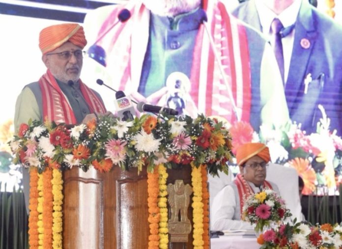 नई दिल्ली : उपराष्ट्रपति सीपी राधाकृष्णन ने श्री लाल बहादुर शास्त्री राष्ट्रीय संस्कृत विश्वविद्यालय के दूसरे दीक्षांत समारोह को संबोधित किया