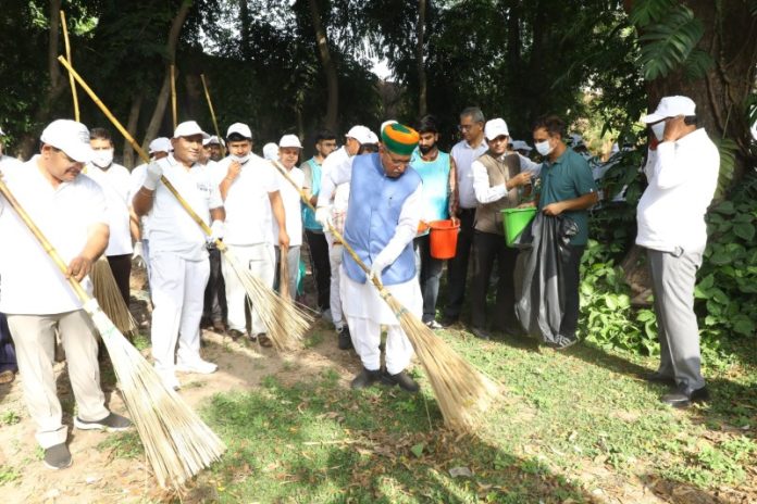 केंद्रीय मंत्री अर्जुन राम मेघवाल दिल्ली में विधि एवं न्याय मंत्रालय द्वारा आयोजित ‘स्वच्छता ही सेवा 2026’ कार्यक्रम में हुए शामिल