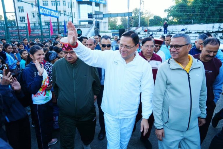 देहरादून : सीएम धामी राष्ट्रीय एकता दिवस के अंतर्गत आयोजित ‘रन फॉर यूनिटी’ कार्यक्रम में हुए शामिल