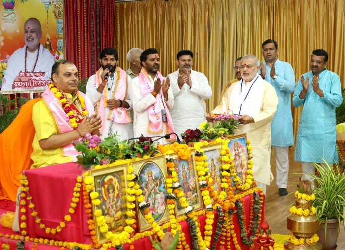 (मप्र): देवी भागवत कथा के आठवें दिन वेदवती और तुलसी चरित्र की कथा हुई- डॉ निलिम्प त्रिपाठी (मप्र): देवी भागवत कथा के आठवें दिन वेदवती और तुलसी चरित्र की कथा हुई- डॉ निलिम्प त्रिपाठी